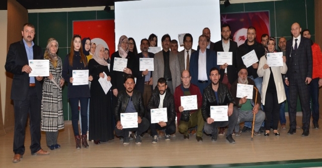Başarılı Kursiyerler Girişimcilik Sertifikalarını Aldı