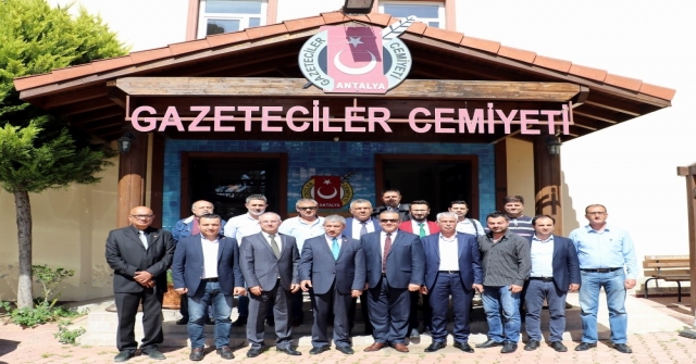 Antalya-Girne Arası Gemi Seferleri Başlıyor