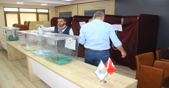 Edremit Ticaret Odasında Seçim Heyecanı