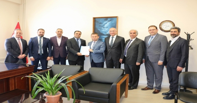 Çerkezköy Tso Başkanı Süleyman Kozuva Mazbatasını Aldı