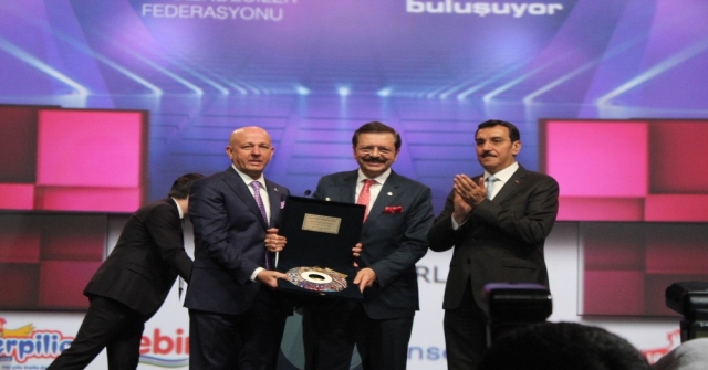 Bakan Bülent Tüfenkci: “Türkiye Ekonomisinde Yaklaşık 90 Milyar Dolarlık Katma Değer Üretimi Gerçekleştirilmektedir”