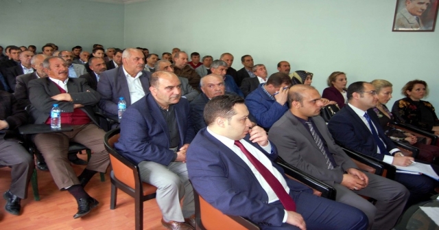 Ekonomi Bakanlığı Bürokratları Bitlis Esnafıyla Bir Araya Geldi