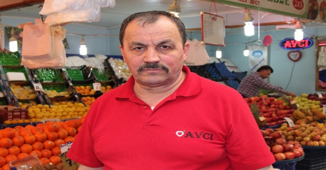 Yaz meyveleri tezgaha düştü