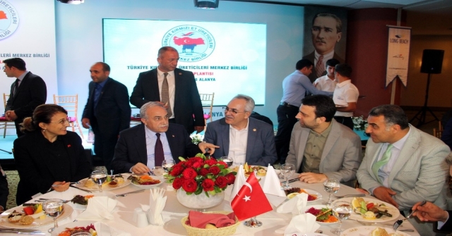 Bakan Fakıbaba:” Et Fiyatlarında Gerekli Önlemleri Alacağız”