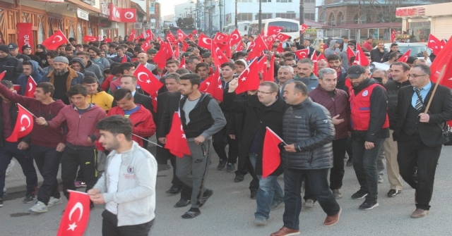 Ağrıda ‘57 Alay Vefa Yürüyüşüne Yüzlerce Kişi Katıldı