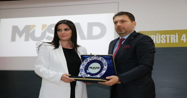 Bakan Sarıeroğlu: “Kıdem Tazminatı Gündemin İlk Sırasında”