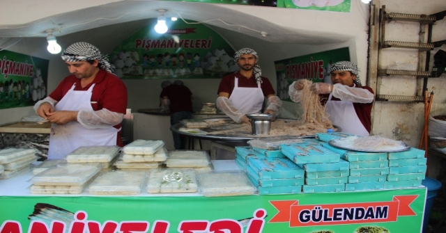 Şanlıurfada İsotlu Pişmaniye Üretiliyor