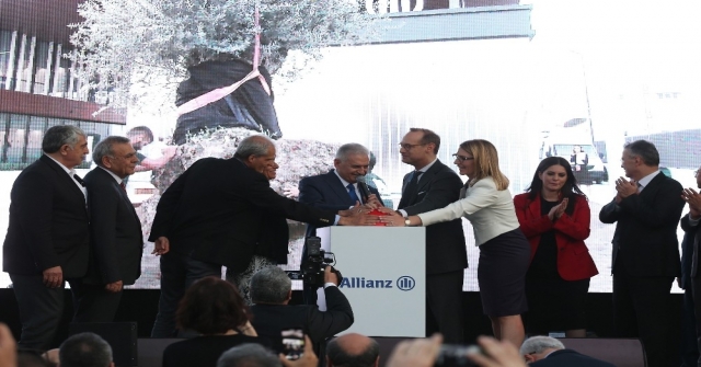 Allianz Kampüs İzmirde Açıldı