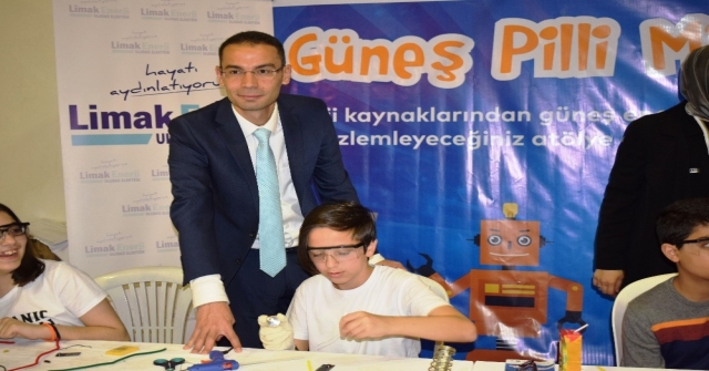 Çocuklar Kendi Yaptıkları Robotlarıyla, Yenilenebilir Enerjiyi Öğrendi