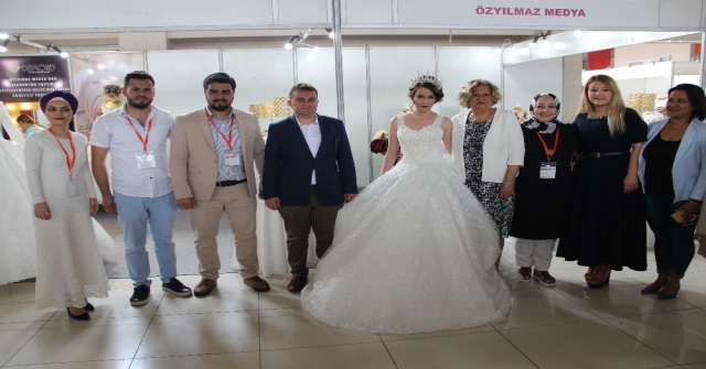 Gelinlikte Yeni Trend Prenses Modelleri