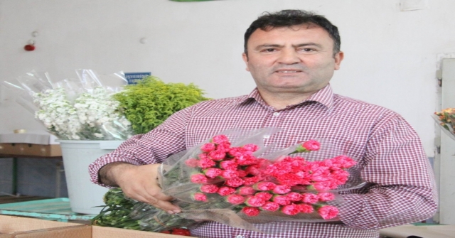 Kesme Çiçeğe Sıcak Hava Darbesi