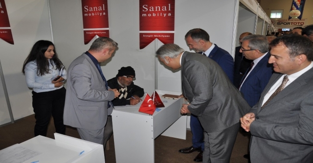 Bu Fuarda “İş” Var