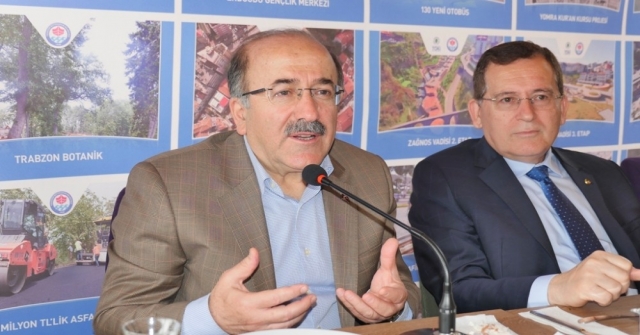 Başkan Gümrükçüoğlu İşadamları İle Disneyland Ve Sümelaya Teleferik Projelerini Konuştu