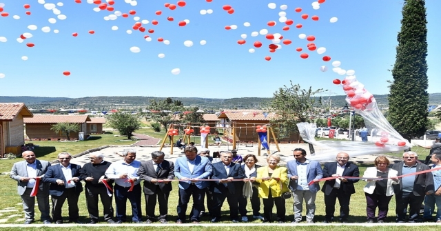İzmirde Çifte Sevinç