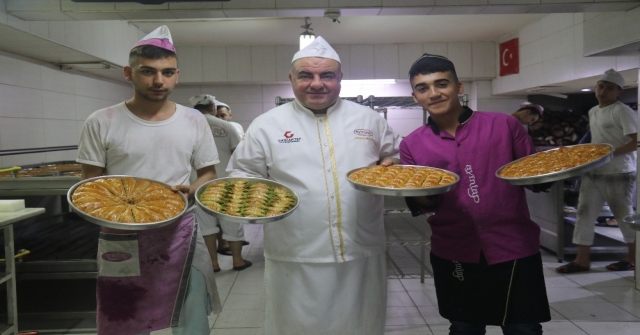 Gaziantepte Baklavacılar Zam Yapmamak İçin Direniyor