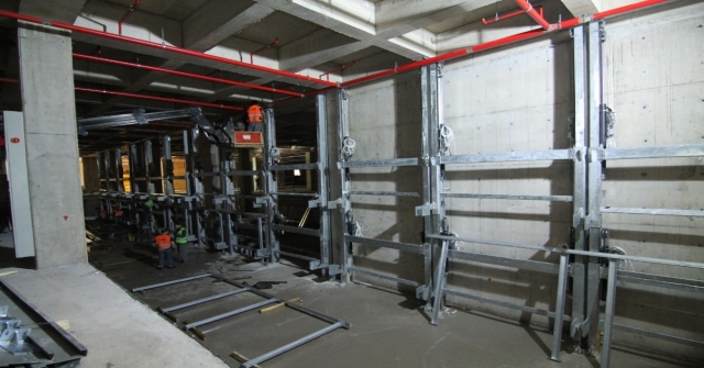 Kent Meydanı Ve Yeraltı Otoparkında Çalışmalar Tam Gaz