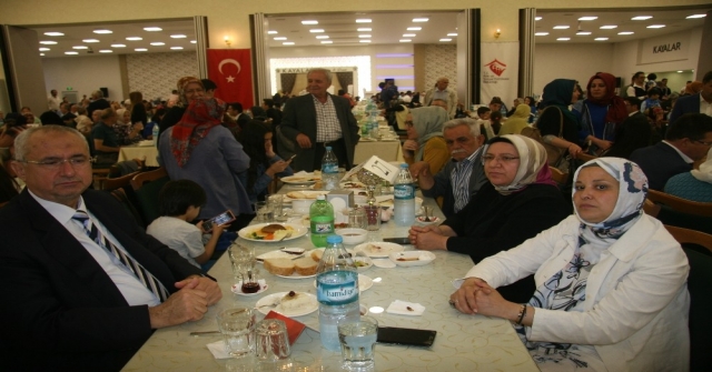 Bakan Zeybekciden Azalma Trendine Giren Dolar Kuru İle İlgili Açıklama
