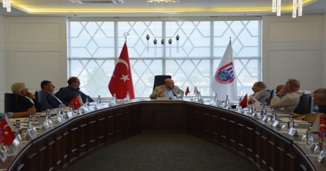 Ayto Yüksek İstişare Kurulu Siyasetten Taleplerini Belirledi
