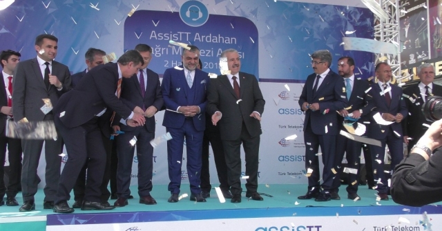 Assistt Çağrı Merkezinin Açılışı Sonrası İlk Çağrıya Bakan Arslan Çıktı