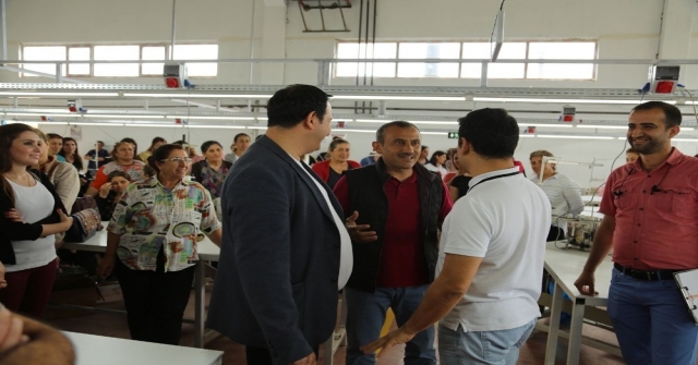Tunceli'de büyük başarı: Avrupa'ya tekstil ihracatı