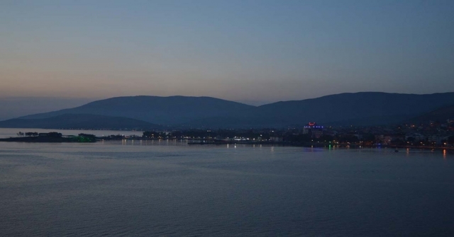 Çaltı, Erdek Esnafını Uyardı; “ Turizm Mevsimini Aç Kurtlar Gibi Beklemeyin”