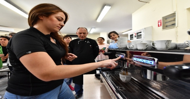 Türk gencinin gözde mesleği: Baristalık...