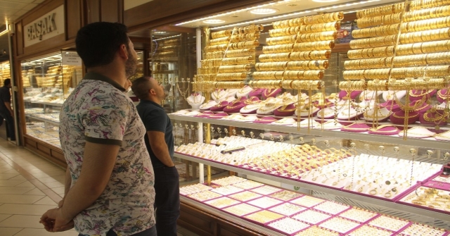 Düğün Sezonu Açıldı, Gram Altına Talep Arttı