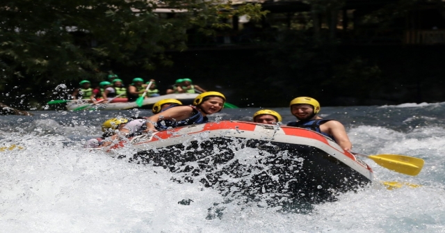 Antalya Rafting Turizminde 700 Bin Turist, 200 Milyon Tl Gelir  Bekliyor