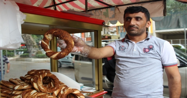 İzmit'te Simit Fiyatları Ekmek Fiyatlarını Geçti