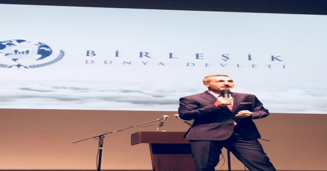 Enis Timuçin: “İnsanlık Artık Birleşmeli”