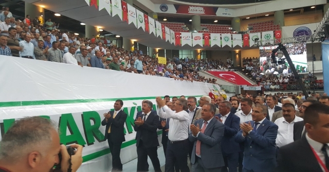 Başkan Akay; “Şeker Sektörünü Kayseri Şeker Ayakta Tutacak”