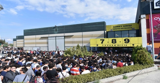 Binlerce Genç Oyun Fuarında Eğlenceli Dakikalar Yaşadı
