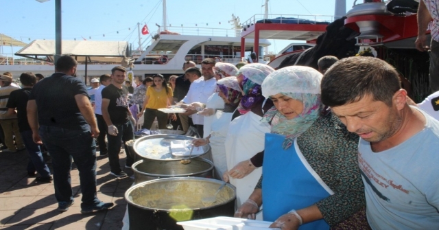 Ayvalıkın Yeni Ekmek Teknesi ‘Vira Bismillah Dedi