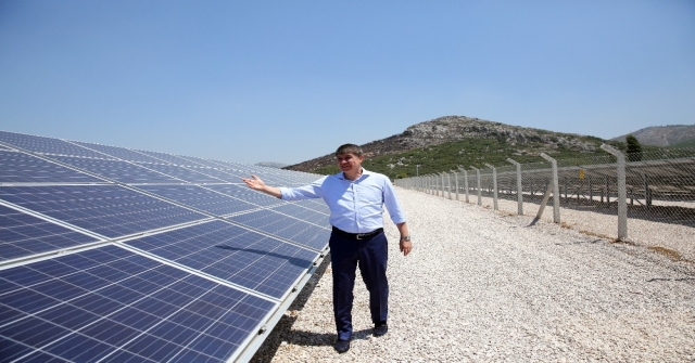 Antalyada Çiftçinin Elektriği Güneşten