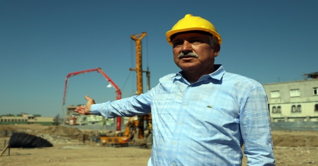 Adananın En Büyük Kentsel Dönüşüm Projesinin Temeli Atıldı