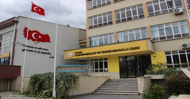 Fabrika Gibi Okul Yaptığı Ciroyla Türkiye Üçüncüsü Oldu