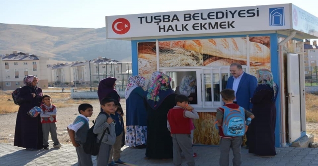 Tuşbada Halk Ekmeğe Büyük İlgi