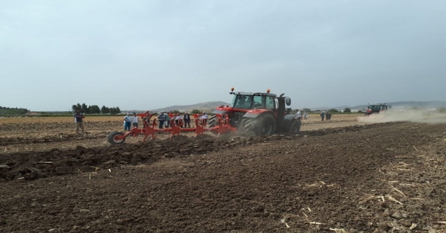 Massey Ferguson Tarla Günleri İzmirde Yapıldı