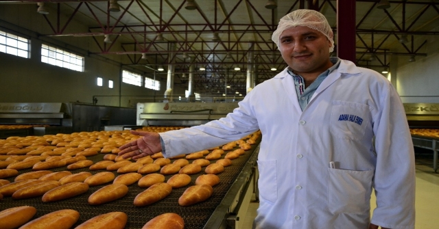 Adanada Halk Ekmek, 230 Gram Ekmeği 60 Kuruşa Satıyor Zarar Da Etmiyor