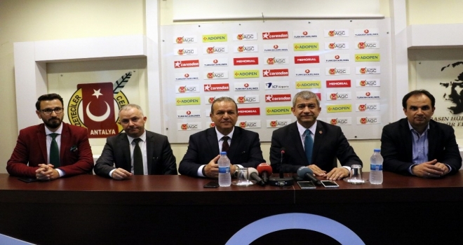Antalya-Girne Arası Gemi Seferleri Başlıyor