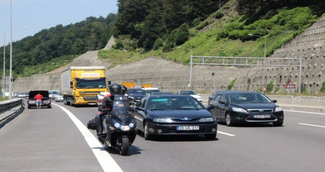 Düzcede Trafiğe Kayıtlı Araç Sayısı 109 Bin 382Ye Ulaştı