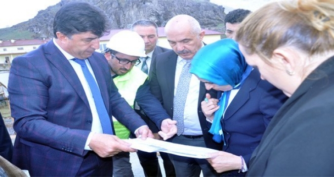 Erzurum Milletvekilleri Pasinlerde Yatırımları İnceledi
