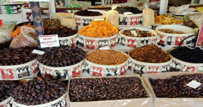 Ramazana Ramak Kala Kuru Yemişler Fırladı