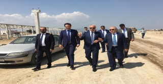 Kütahyaya 300 Kişinin Çalışacağı Yeni Bir Seramik Fabrikası