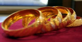 Altın, Euro Ve Doları Solladı