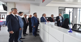 Başkan Gülsoydan Oda Personeline Ziyaret