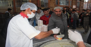 Ağrıda ‘57 Alay Vefa Yürüyüşüne Yüzlerce Kişi Katıldı