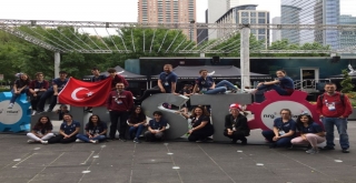 6 haftada robot ürettiler ABD'de büyük ödül aldılar