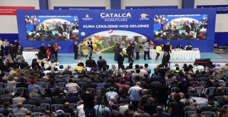 Kiptaş Çatalca Konutlarında Hak Sahiplerinin Daireleri Kura İle Belirlendi