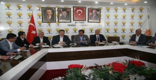 Bakan Zeybekci, Moodys Ve Fitchin Açıklamalarını Değerlendirdi